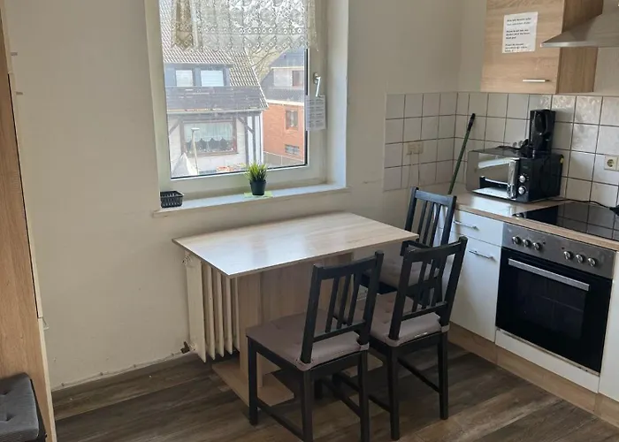 Ruhige 3-zimmerwohnung Im Norden Bremens Fuer Monteure Und Geschaeftsreisende Pm 35 Og Brême